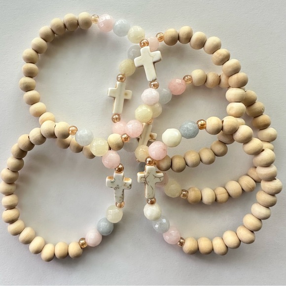 *sold out* Simply Swank Bracelet - 7” Stretchy, Raw Wood & Quartz - Picture 4 of 7